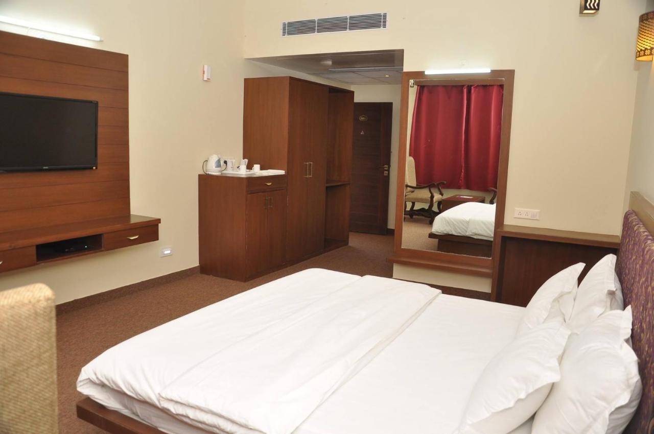 Neelkanth'S Bagar Inn Resort Jhunjhunu Εξωτερικό φωτογραφία